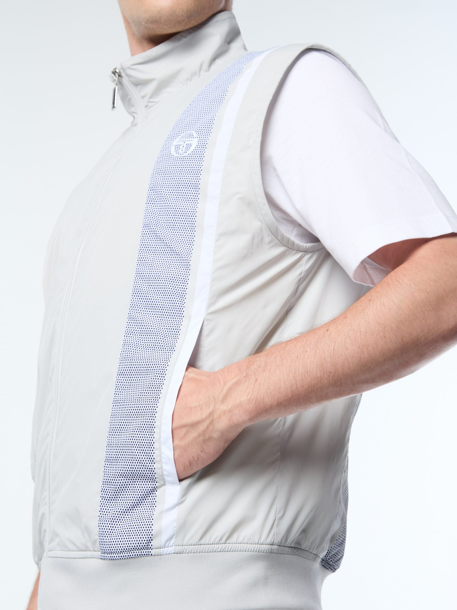 Attivo Damarindo Vest- Quiet Shade - Image 7