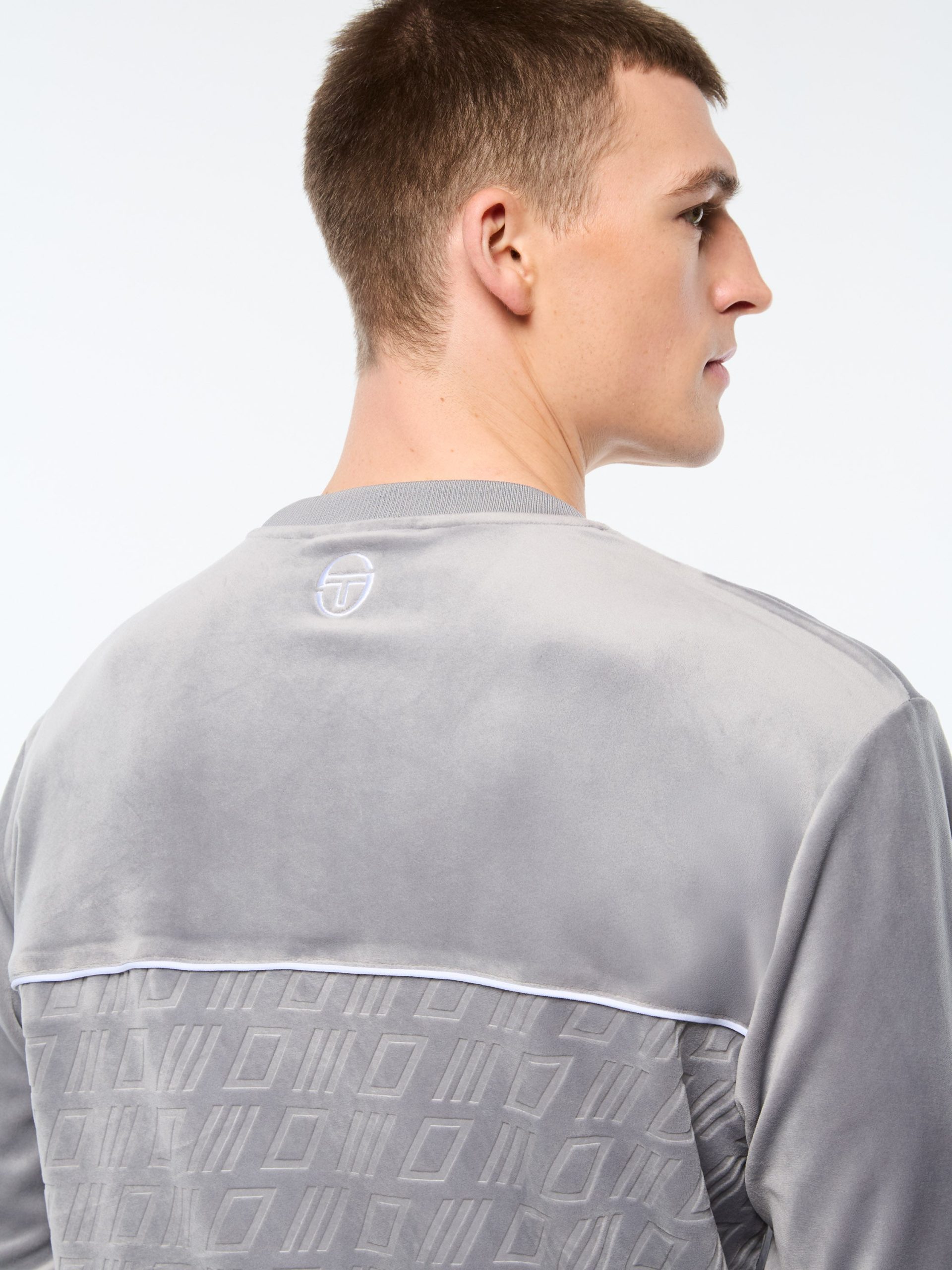 Bandiera Debossed Velour Crewneck-Sleet - Image 6