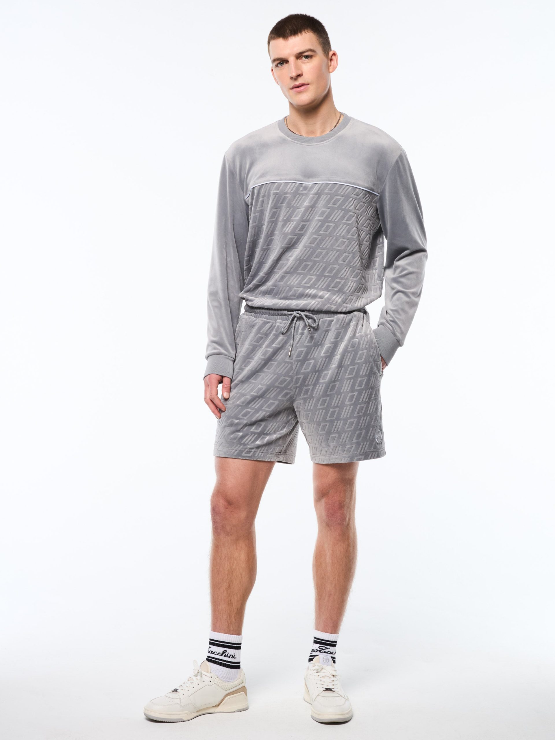 Bandiera Debossed Velour Short-Sleet - Image 3