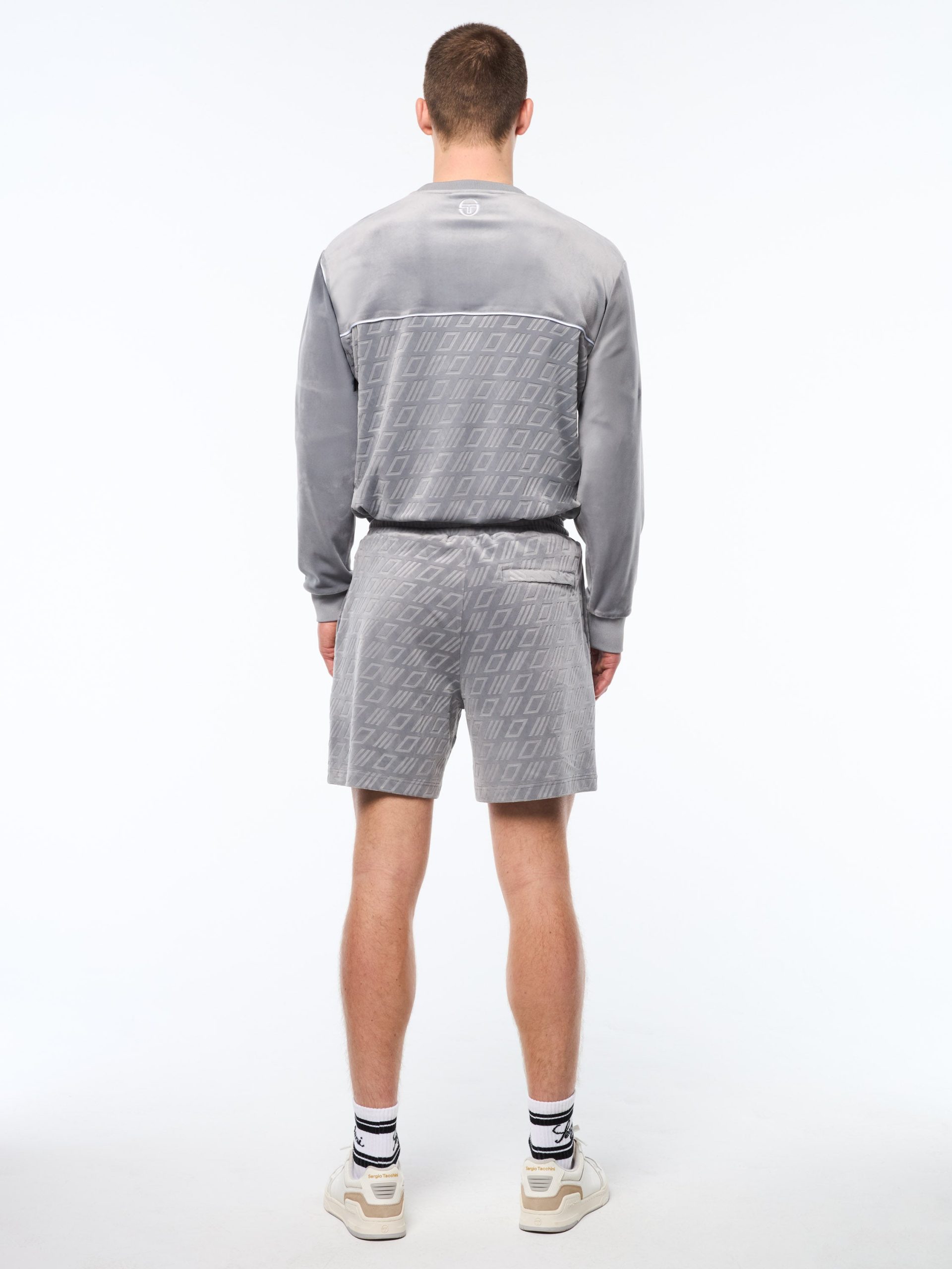 Bandiera Debossed Velour Short-Sleet - Image 5