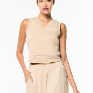 Noemi Top- Humus
