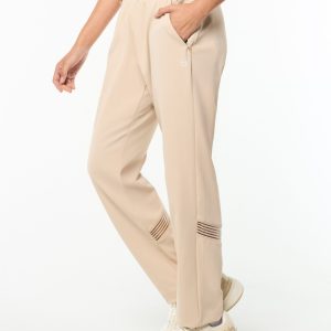 Noemi Pant- Humus
