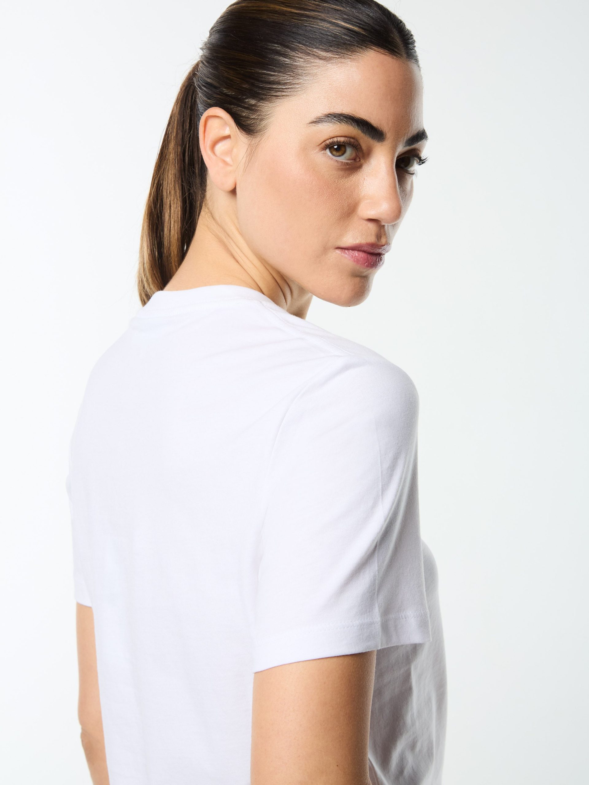 Women's Corsa T-Shirt- Brilliant White - Image 6