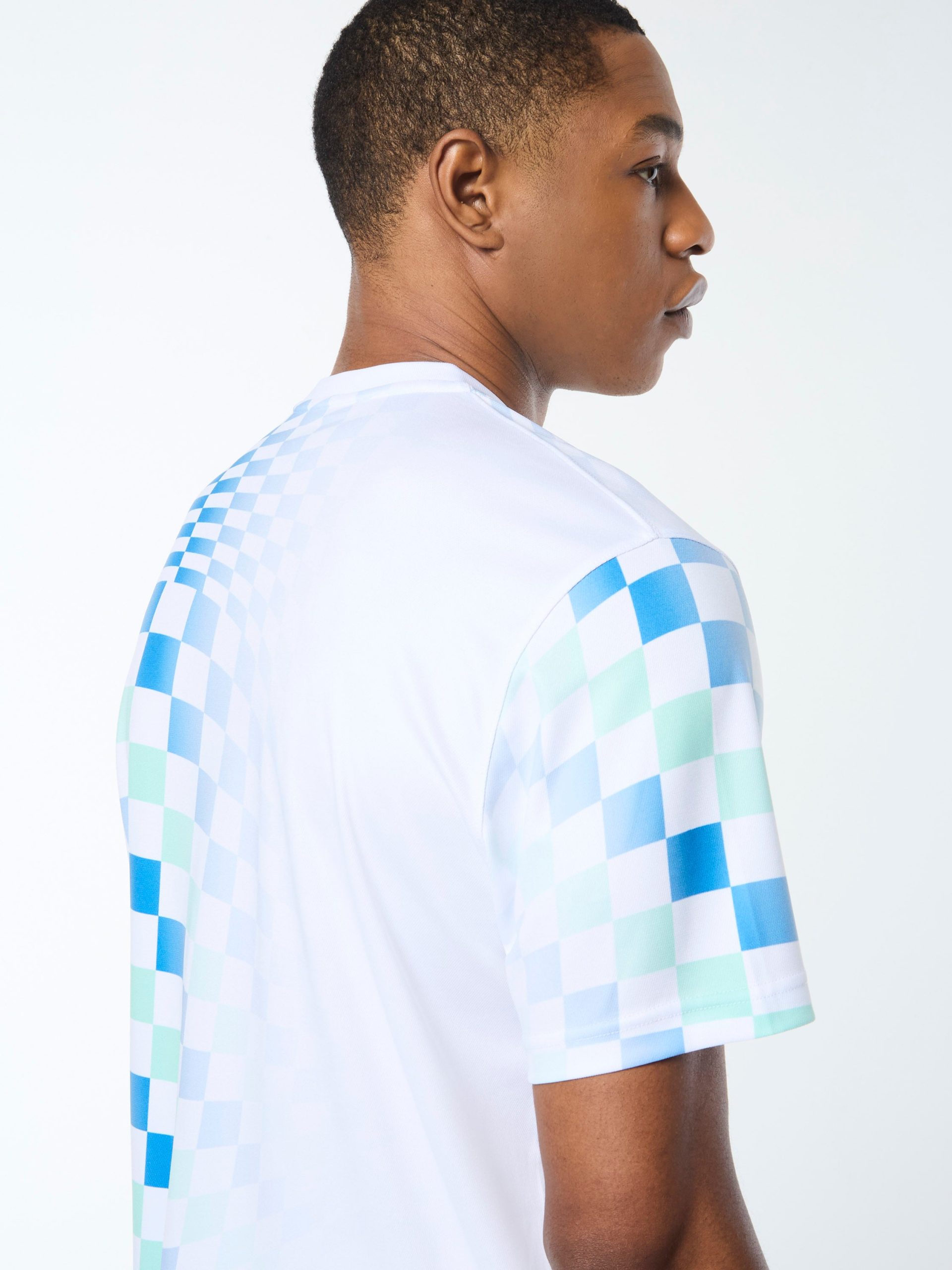 Luca Piqué T-Shirt- Brilliant White - Image 10