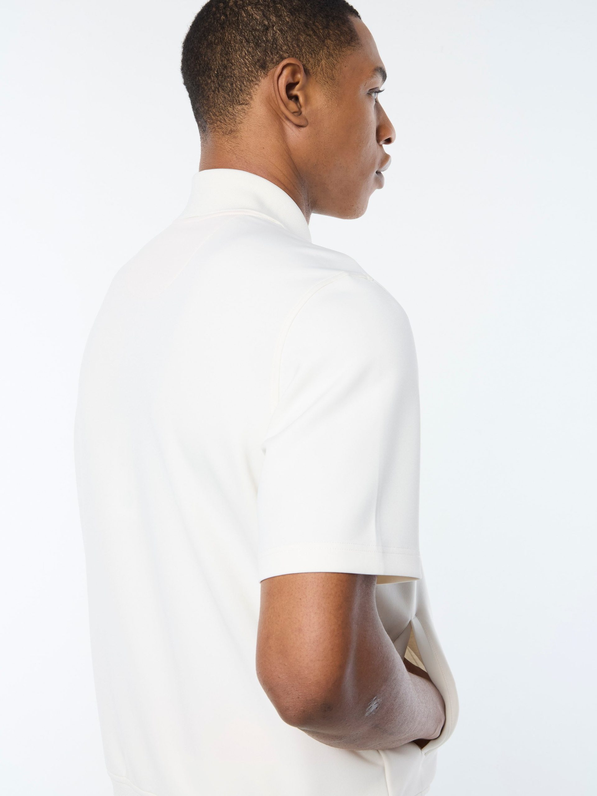 Urso Short Sleeve Track Jacket- Gardenia - Image 9