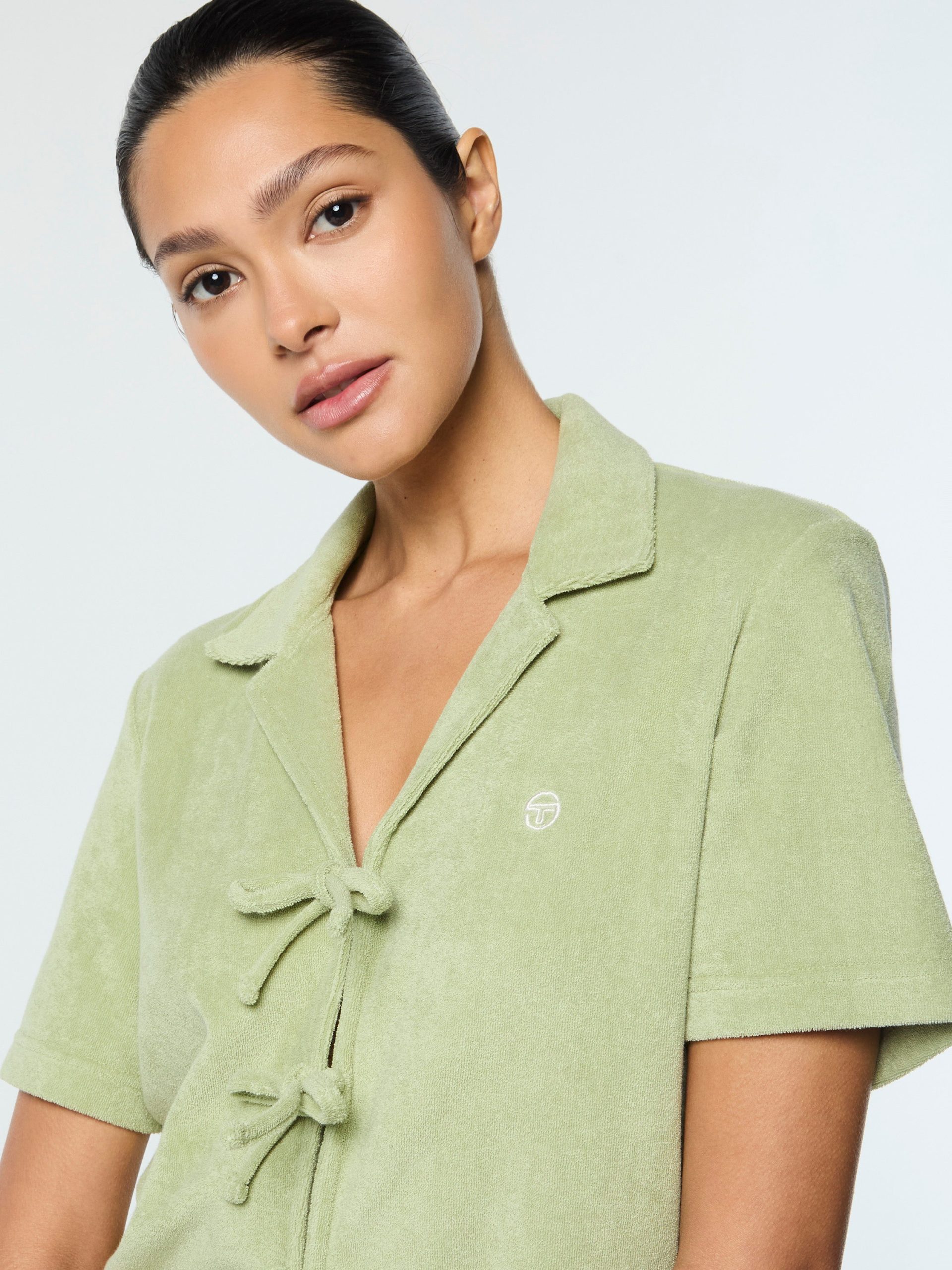 Edda Cropped Shirt- Reseda - Image 9
