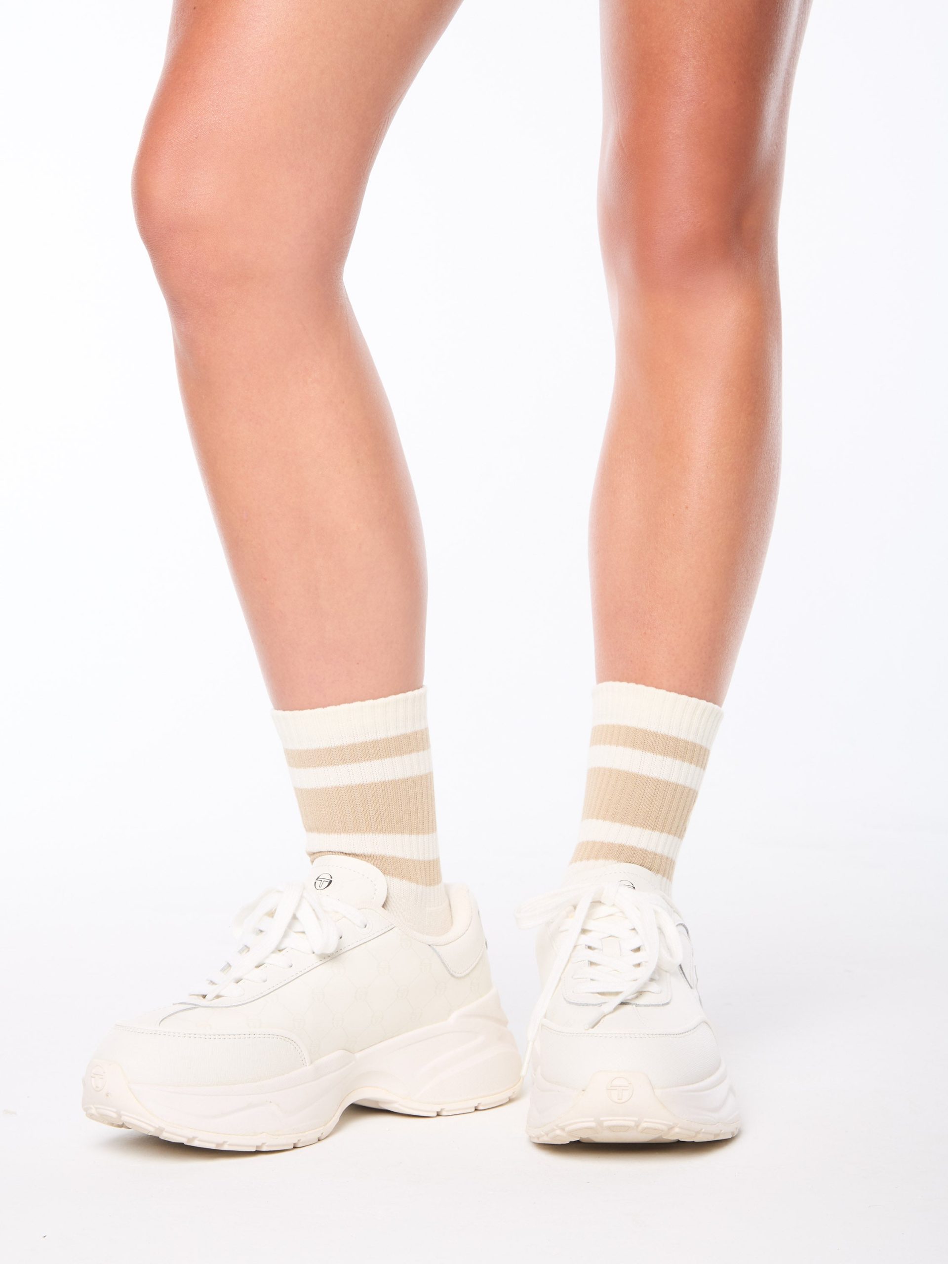 DI Base Logo Sock-Gardenia - Image 3