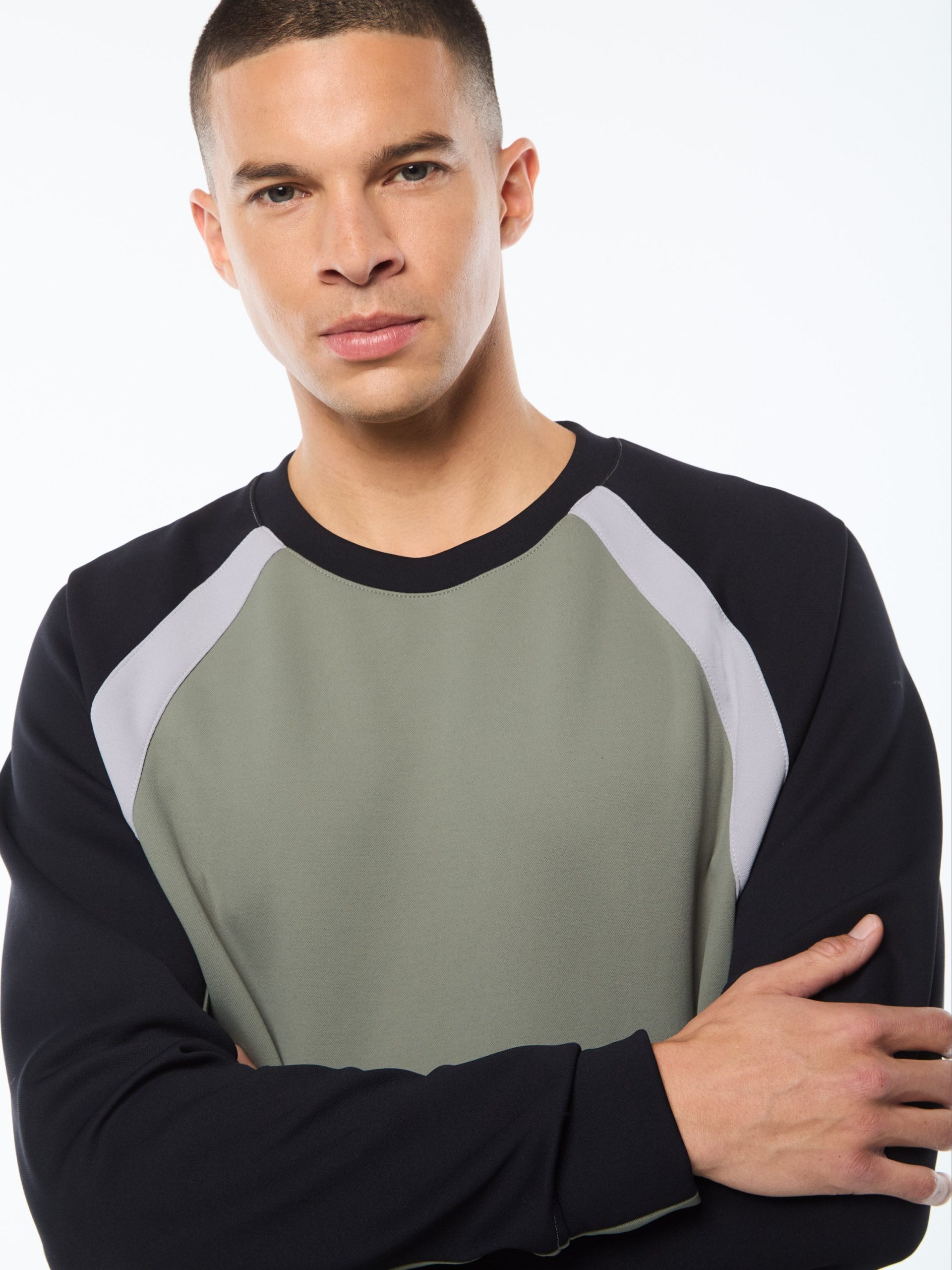 Sportivo Crewneck-Agave Green - Image 7